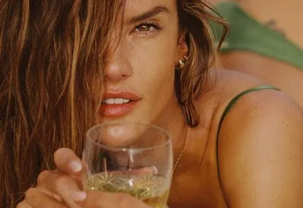 Alessandra Ambrosio OnlyFans Leaked Free Thumbnail Picture - #ppx3VO4BEV