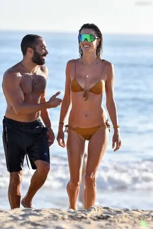 Alessandra Ambrosio OnlyFans Leaked Free Thumbnail Picture - #r1legifmMB