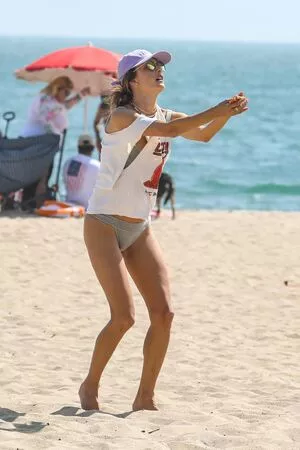 Alessandra Ambrosio OnlyFans Leaked Free Thumbnail Picture - #s7APLiEIja