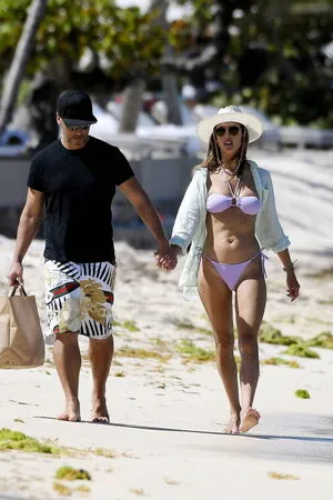 Alessandra Ambrosio OnlyFans Leaked Free Thumbnail Picture - #vPHL1OauIr