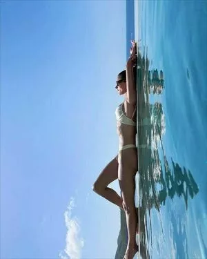 Alessandra Ambrosio OnlyFans Leaked Free Thumbnail Picture - #xwExtxj5Cm