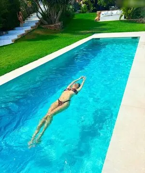 Alessandra Ambrosio OnlyFans Leaked Free Thumbnail Picture - #yGVvg5Gmvb