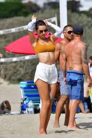 Alessandra Ambrosio OnlyFans Leaked Free Thumbnail Picture - #yigDRxXYH7