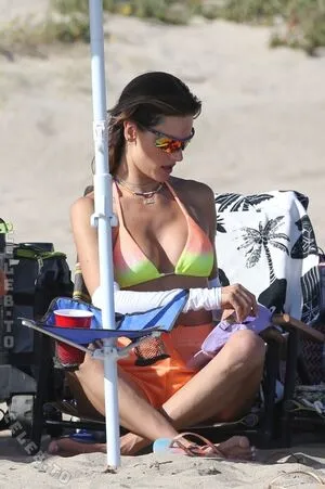 Alessandra Ambrosio OnlyFans Leaked Free Thumbnail Picture - #zmWSJKzjvA