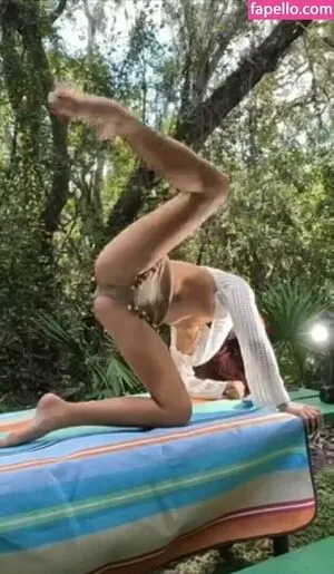 Alessandra Liu OnlyFans Leaked Free Thumbnail Picture - #OuUReObiKe