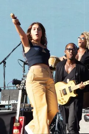 Alessia Cara OnlyFans Leaked Free Thumbnail Picture - #3urrXCVLx0