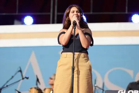 Alessia Cara OnlyFans Leaked Free Thumbnail Picture - #J8KR4HN1nM