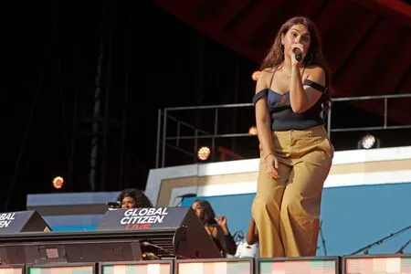 Alessia Cara OnlyFans Leaked Free Thumbnail Picture - #UBCIUXn9TN