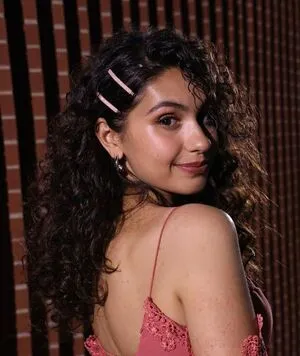 Alessia Cara OnlyFans Leaked Free Thumbnail Picture - #Ye6xareFFX