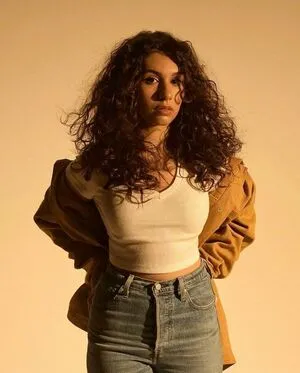 Alessia Cara OnlyFans Leaked Free Thumbnail Picture - #k981RGDMPn