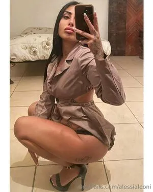 Alessialeoni OnlyFans Leaked Free Thumbnail Picture - #2YCxKsDBOf