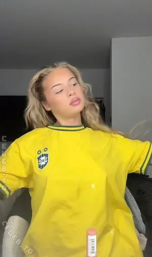 Alessiasxr OnlyFans Leaked Free Thumbnail Picture - #PgchHCM3if