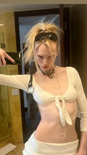 Alex Consani OnlyFans Leaked Free Thumbnail Picture - #9XIV70oHIG