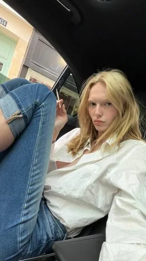 Alex Consani OnlyFans Leaked Free Thumbnail Picture - #PBQi53LeR0