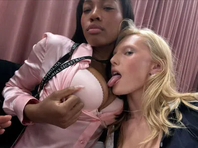 Alex Consani OnlyFans Leaked Free Thumbnail Picture - #q9MyY6xq08