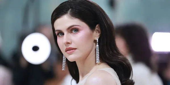 Alex Daddario OnlyFans Leaked Free Thumbnail Picture - #eRttTRwChA