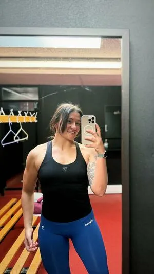 Alex Windsor OnlyFans Leaked Free Thumbnail Picture - #3IilqKUJ9X