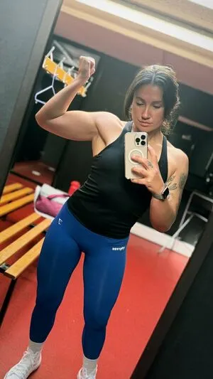 Alex Windsor OnlyFans Leaked Free Thumbnail Picture - #AlAHU3dG9H