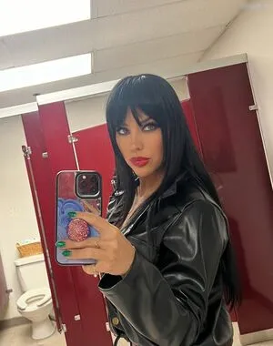 Alex Zedra OnlyFans Leaked Free Thumbnail Picture - #de0znpa5yf