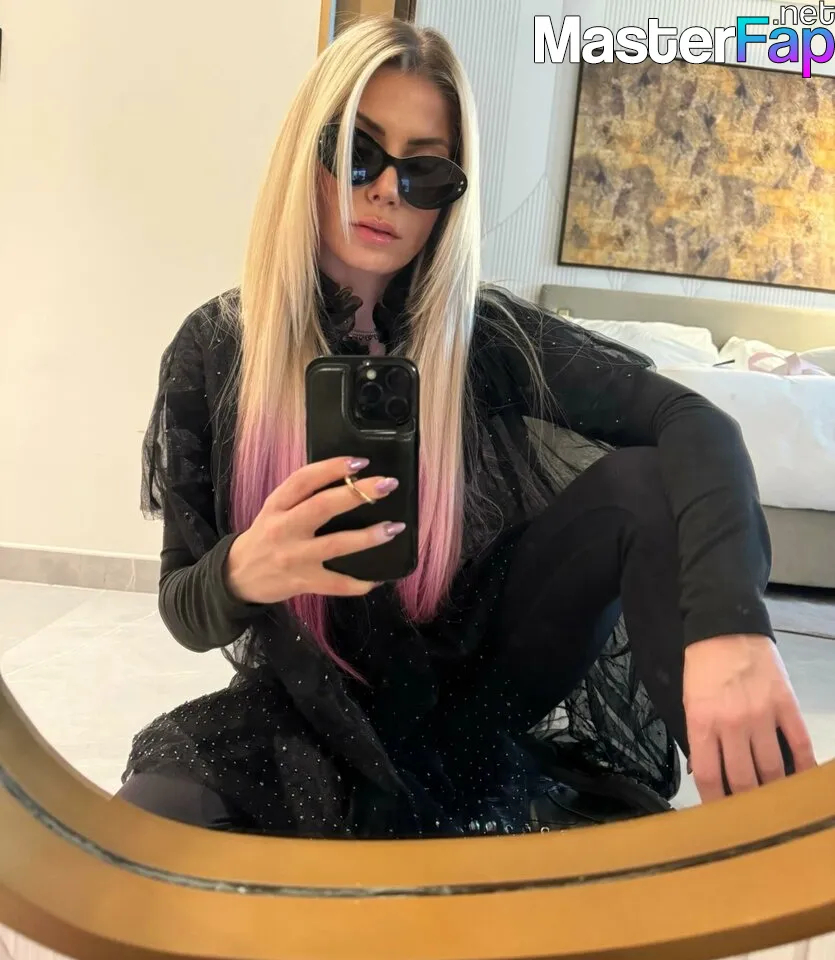 alexa-bliss