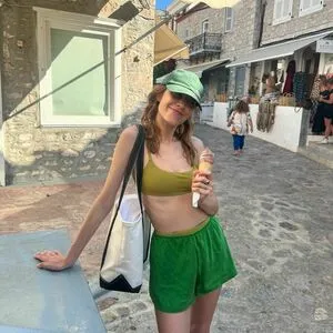 Alexa Chung OnlyFans Leaked Free Thumbnail Picture - #0EzwaTBhwi