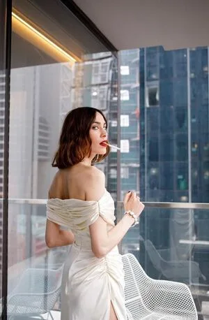 Alexa Chung OnlyFans Leaked Free Thumbnail Picture - #4qPgSGmXEV