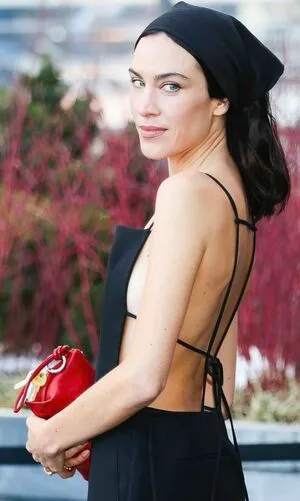 Alexa Chung OnlyFans Leaked Free Thumbnail Picture - #5scp7UCChK