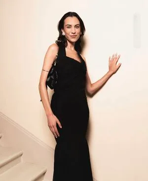Alexa Chung OnlyFans Leaked Free Thumbnail Picture - #7OG85G1I17