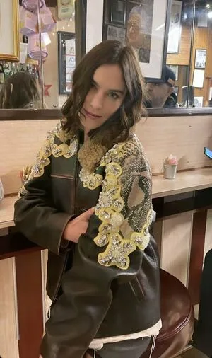 Alexa Chung OnlyFans Leaked Free Thumbnail Picture - #7eafanlrMm
