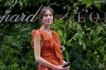 Alexa Chung OnlyFans Leaked Free Thumbnail Picture - #80tIwB5GjN