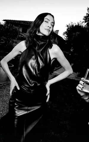 Alexa Chung OnlyFans Leaked Free Thumbnail Picture - #CAWSDxbfDg
