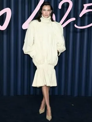 Alexa Chung OnlyFans Leaked Free Thumbnail Picture - #DEahJhbt43