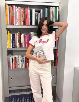 Alexa Chung OnlyFans Leaked Free Thumbnail Picture - #ElW4lb6AlH
