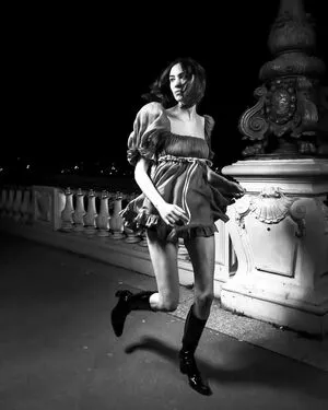 Alexa Chung OnlyFans Leaked Free Thumbnail Picture - #G6kKSflQFl