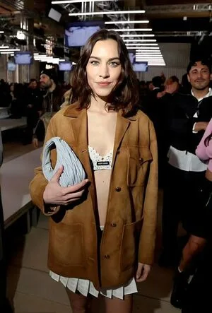Alexa Chung OnlyFans Leaked Free Thumbnail Picture - #K9rNLSEcpm
