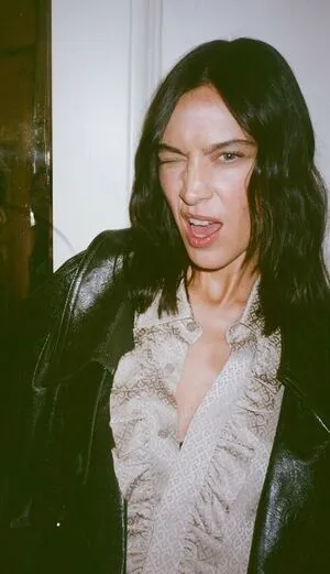 Alexa Chung OnlyFans Leaked Free Thumbnail Picture - #TdkRWII237
