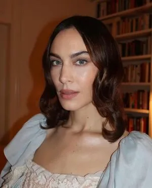 Alexa Chung OnlyFans Leaked Free Thumbnail Picture - #eypOblkFpS