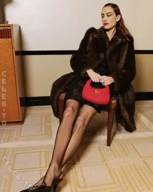 Alexa Chung OnlyFans Leaked Free Thumbnail Picture - #ezIqYy9mOU