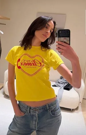Alexa Chung OnlyFans Leaked Free Thumbnail Picture - #iibY2kx5de