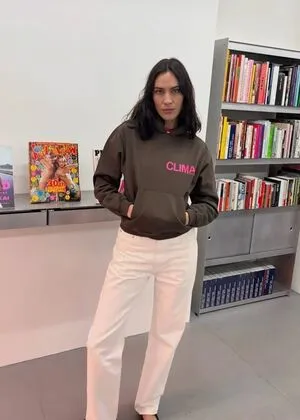Alexa Chung OnlyFans Leaked Free Thumbnail Picture - #iwh3FrfwsY