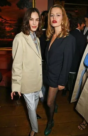 Alexa Chung OnlyFans Leaked Free Thumbnail Picture - #izrlNCHfmS