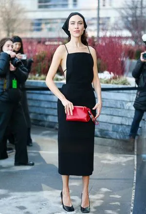 Alexa Chung OnlyFans Leaked Free Thumbnail Picture - #pukeaqIUio