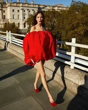 Alexa Chung OnlyFans Leaked Free Thumbnail Picture - #q09n2W15vZ