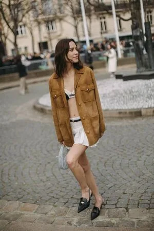Alexa Chung OnlyFans Leaked Free Thumbnail Picture - #r9a33Jr6yS