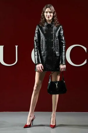 Alexa Chung OnlyFans Leaked Free Thumbnail Picture - #rsakMmpB29