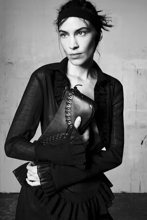 Alexa Chung OnlyFans Leaked Free Thumbnail Picture - #valyAM3ADh