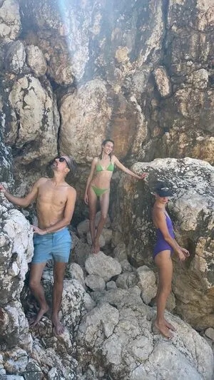 Alexa Chung OnlyFans Leaked Free Thumbnail Picture - #xkHPZQdfB2