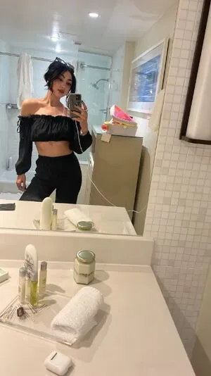 Alexa Mansour OnlyFans Leaked Free Thumbnail Picture - #RoE4ZUuhGa