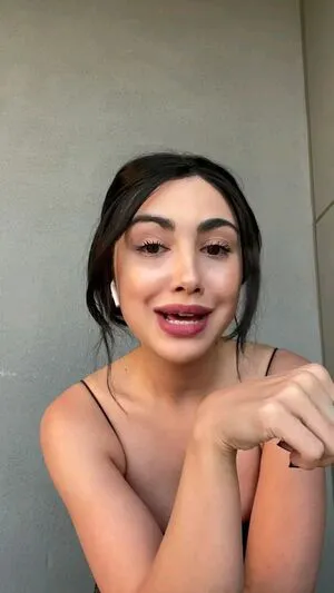 Alexa Mansour OnlyFans Leaked Free Thumbnail Picture - #dA690l9iaa