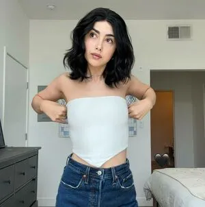Alexa Mansour OnlyFans Leaked Free Thumbnail Picture - #lvA3SnL16a